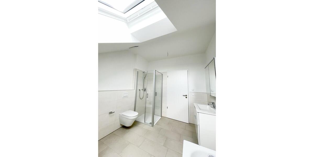 Dachgeschoßwohnung Hohenthann - 3 Zimmer, 95 m&sup2;, 465.000&euro; | Angebot:26281476