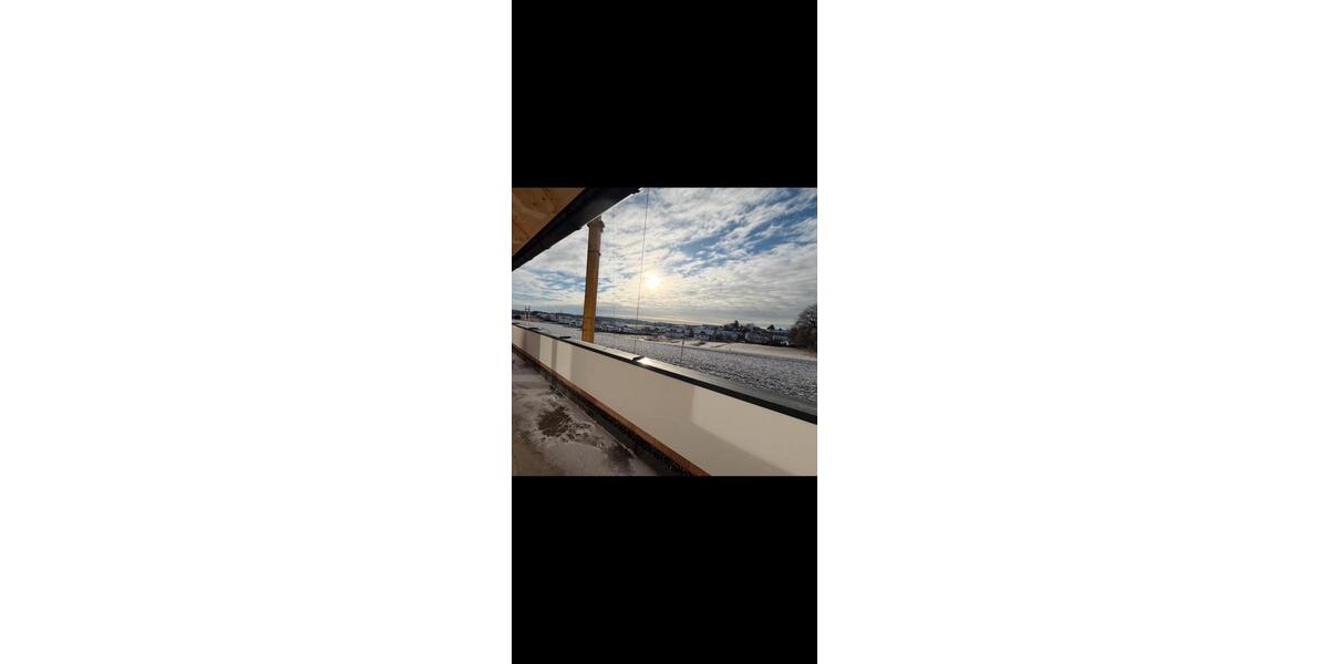 Etagenwohnung Adlkofen - 3.5 Zimmer, 97 m&sup2;, 1.340&euro; | Angebot:25891956