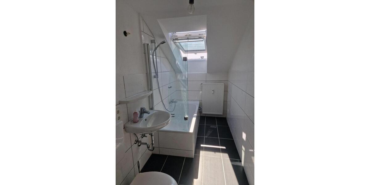 Dachgeschoßwohnung Altdorf - 1 Zimmer, 31 m&sup2;, 670&euro; | Angebot:26649505