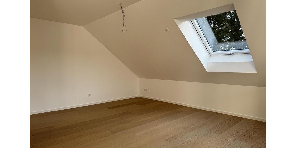 Dachgeschoßwohnung Langenbach - 2 Zimmer, 62 m&sup2;, 1.290&euro; | Angebot:25647235