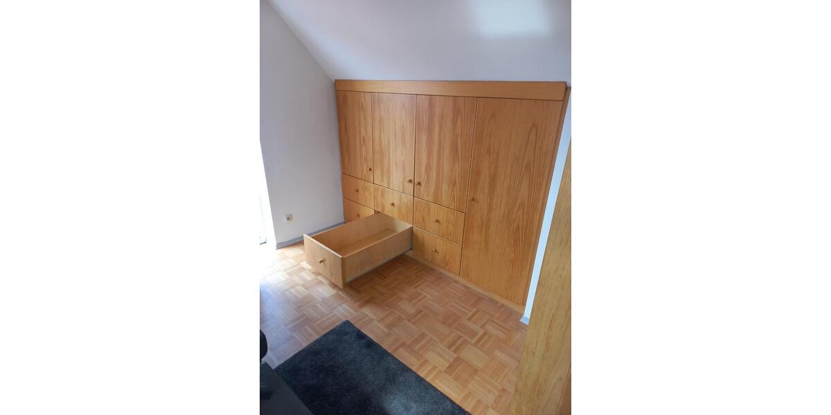 Dachgeschoßwohnung Pfeffenhausen - 1 Zimmer, 27 m&sup2;, 350&euro; | Angebot:25964477