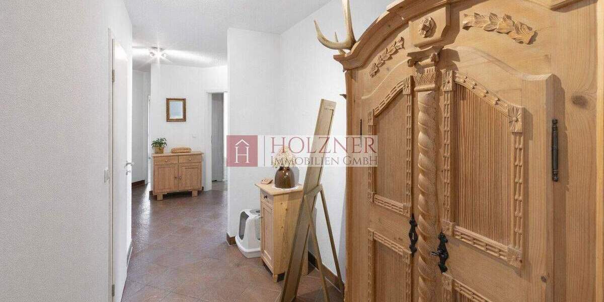 Etagenwohnung Landshut Peter u. Paul - 3 Zimmer, 96 m&sup2;, 402.000&euro; | Angebot:25707293