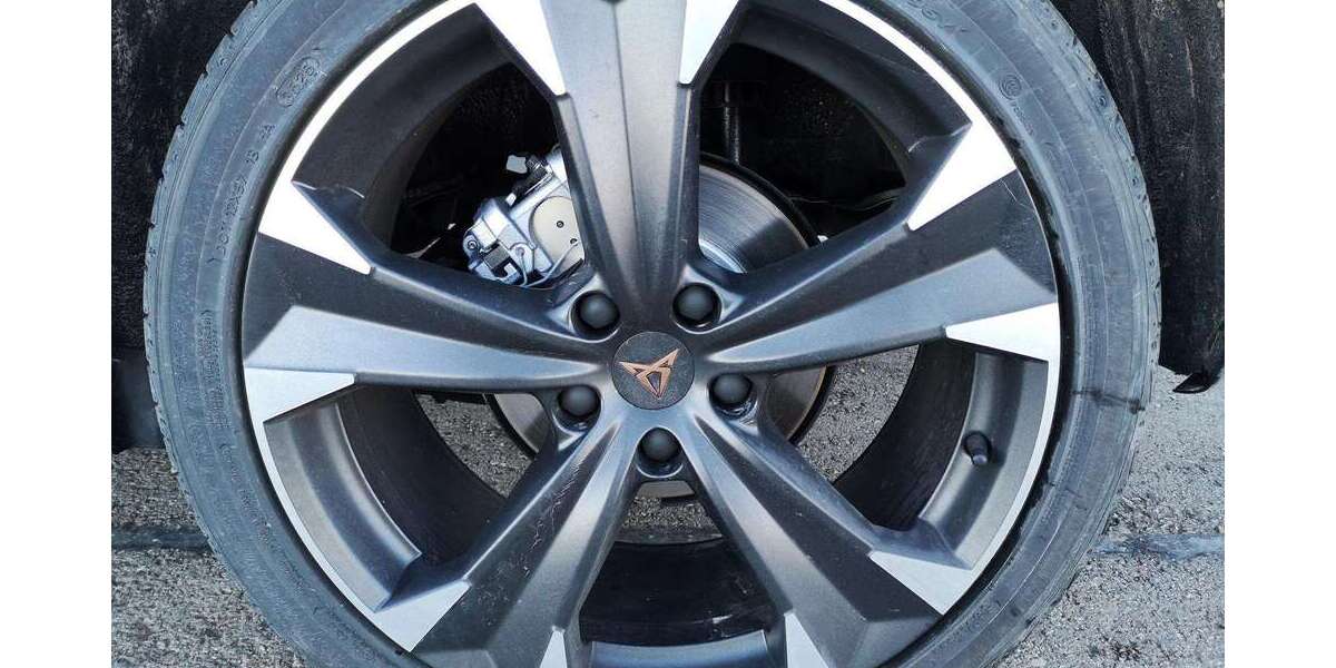 Cupra Ateca 1.500 km 36.590 &euro; Wildenberg 93359