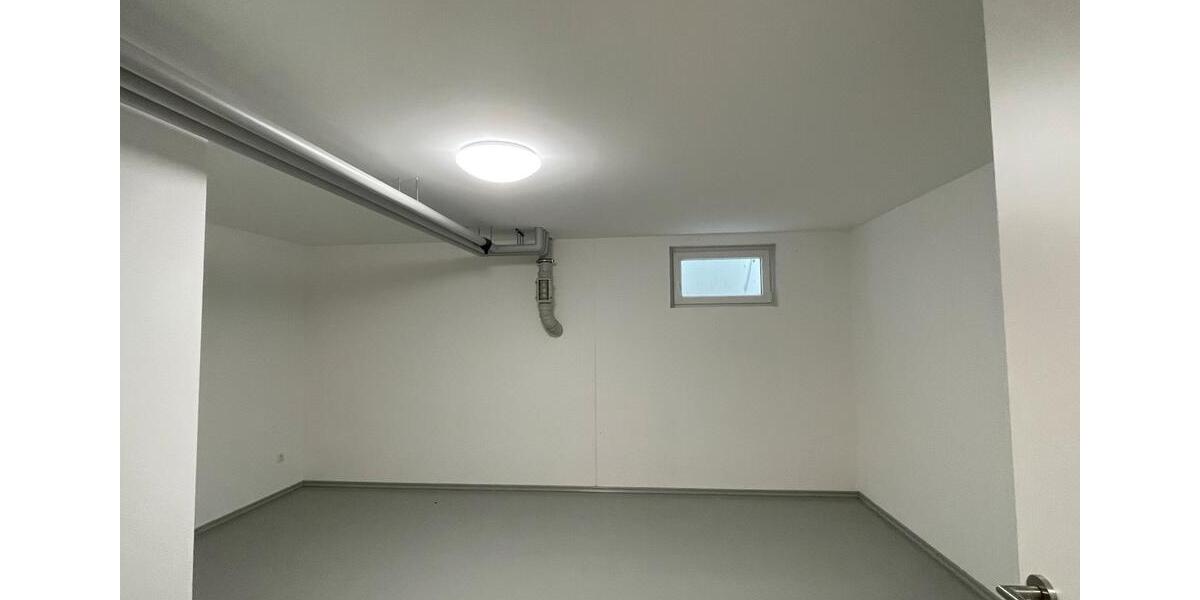 Etagenwohnung Kumhausen - 4 Zimmer, 104 m&sup2;, 1.300&euro; | Angebot:26604798
