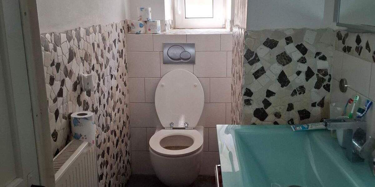 Mehrfamilienhaus, Wohnhaus Geisenhausen - 9 Zimmer, 190 m&sup2;, 349.000&euro; | Angebot:25878605