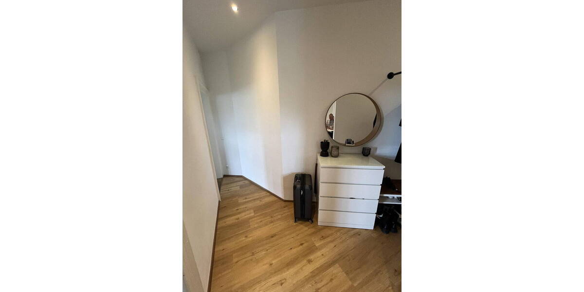 Etagenwohnung Landshut Achdorf - 3 Zimmer, 93 m&sup2;, 930&euro; | Angebot:26486858