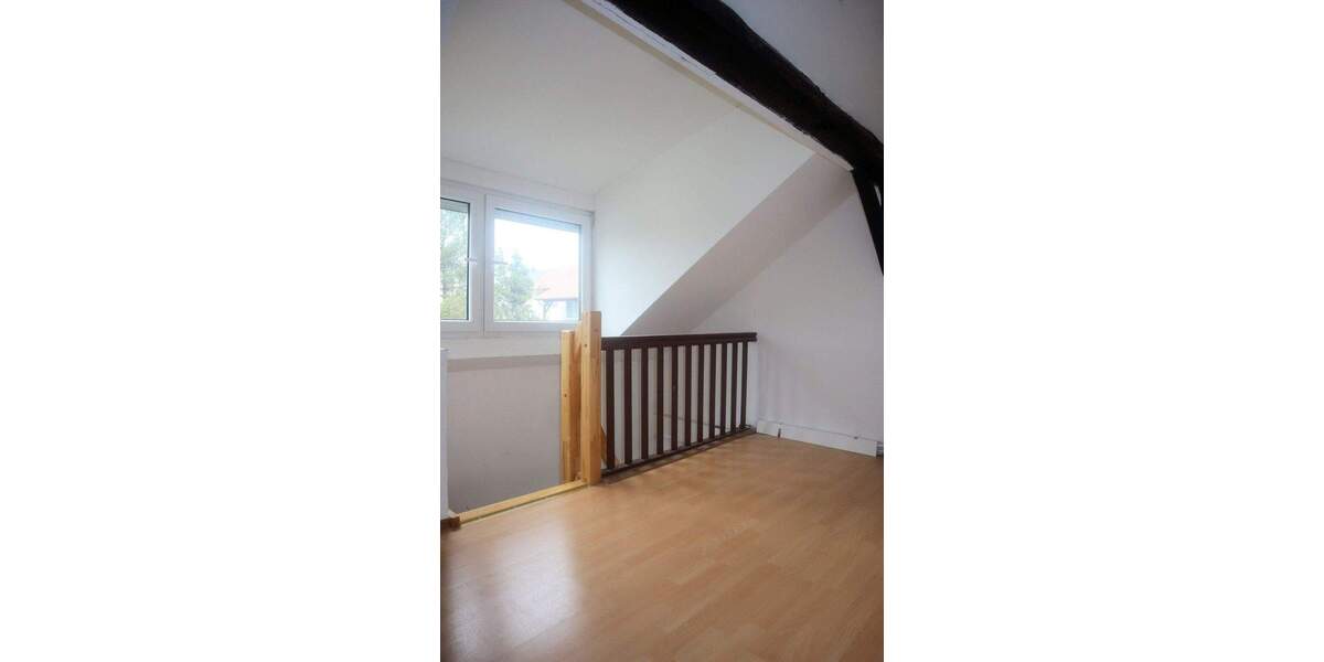 Einfamilienhaus Egglkofen - 6 Zimmer, 144 m&sup2;, 330.000&euro; | Angebot:25776657