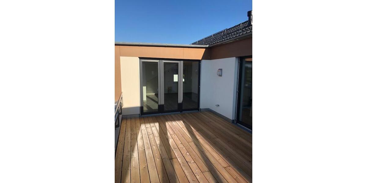 Dachgeschoßwohnung Taufkirchen (Vils) - 4 Zimmer, 140 m&sup2;, 1.540&euro; | Angebot:27609513