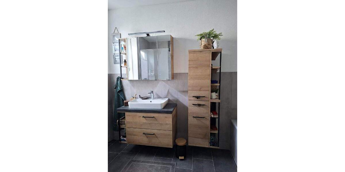 Einfamilienhaus Aham-Loizenkirchen Loizenkirchen - 9 Zimmer, 213 m&sup2;, 435.000&euro; | Angebot:25770490