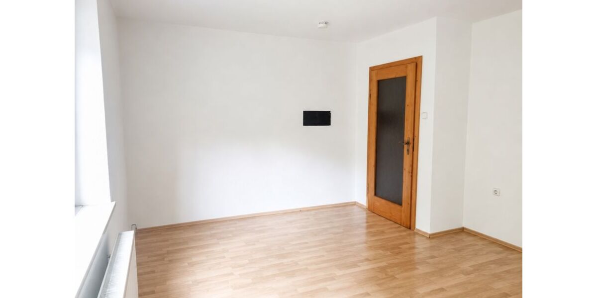 Provisionsfrei* Zentrale 3-Zimmerwohnung in solider Wohnanlage mit Balkon und Garage - Etagenwohnung Landshut Auloh | Angebot:26988349