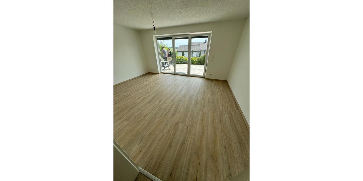 Erdgeschoßwohnung Gerzen - 3 Zimmer, 70 m&sup2;, 1.000&euro; | Angebot:24841185