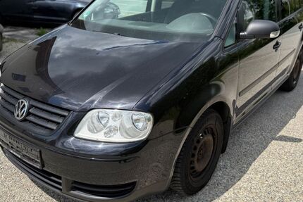 VW Touran 220.100 km 1.299 &euro; Ergolding 84030