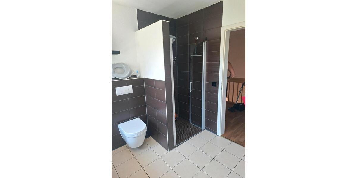 Einfamilienhaus Bruckberg - 6 Zimmer, 140 m&sup2;, 1.950&euro; | Angebot:27553232