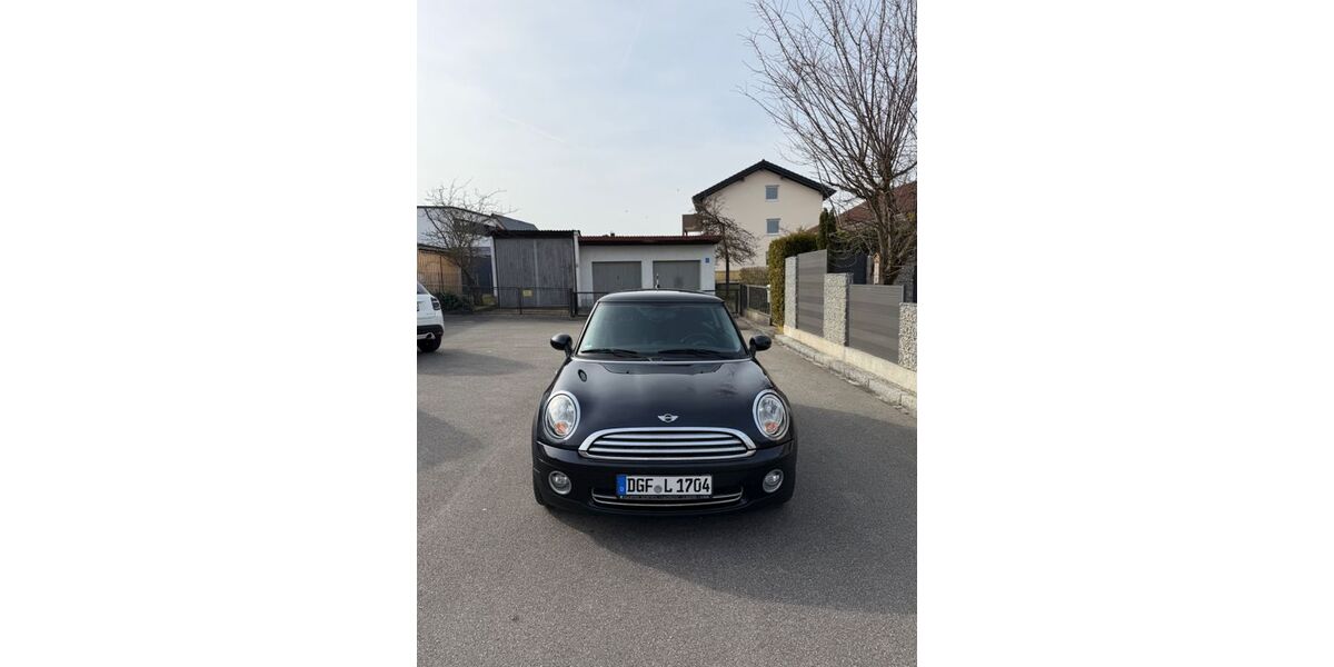 Mini Cooper 165.364 km 4.550 &euro; Loiching 84180