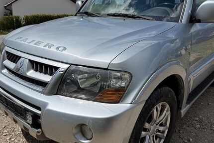 Mitsubishi Pajero 206.000 km 6.355 &euro; Obergolzaberg 84106