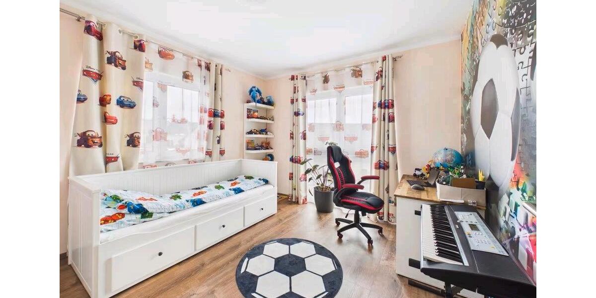 Einfamilienhaus Rottenburg an der Laaber - 4 Zimmer, 148 m&sup2;, 690.000&euro; | Angebot:27263526