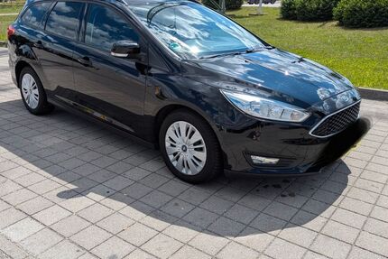 Ford Focus 104.000 km 9.399 &euro; Landshut 84034