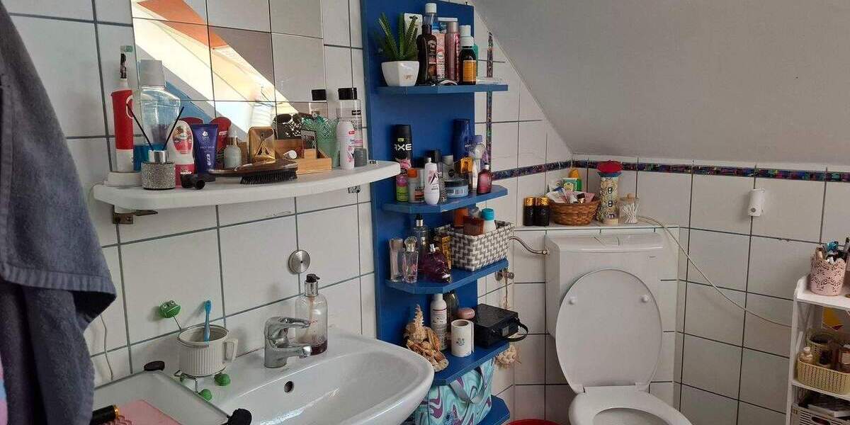 Mehrfamilienhaus, Wohnhaus Geisenhausen - 9 Zimmer, 190 m&sup2;, 349.000&euro; | Angebot:25878605