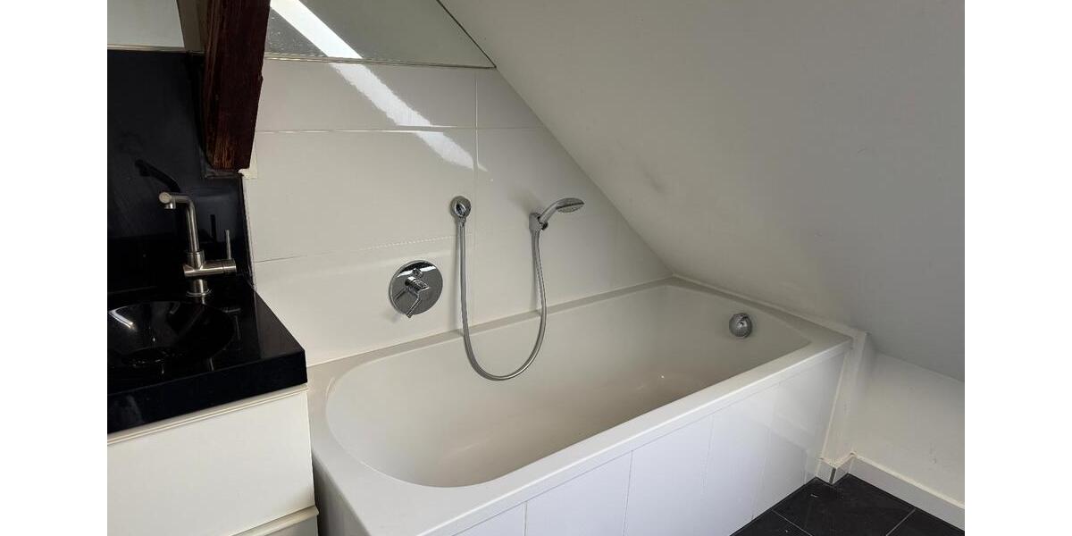 Etagenwohnung Velden - 3 Zimmer, 130 m&sup2;, 1.300&euro; | Angebot:25842135