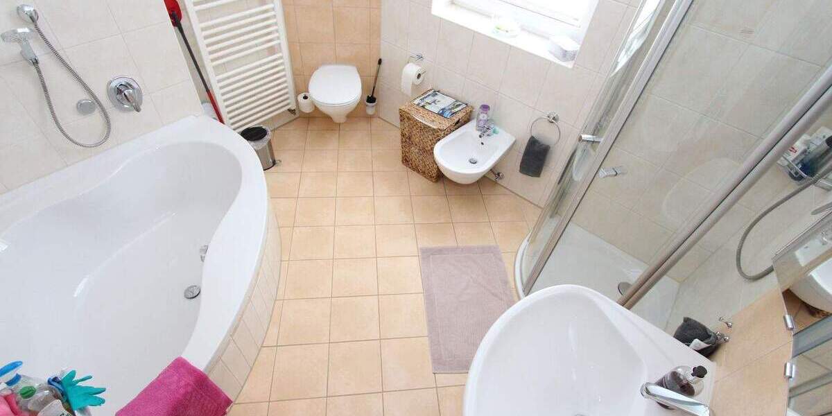 Doppelhaushälfte Landshut West - 5 Zimmer, 169 m&sup2;, 1.690&euro; | Angebot:25837549