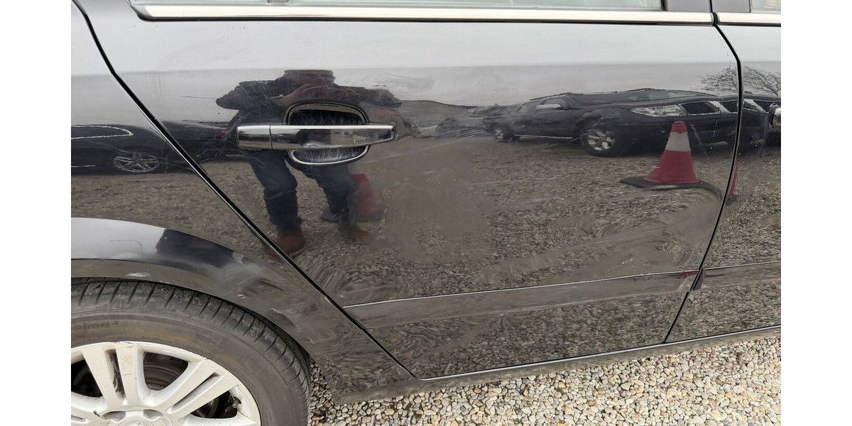 Opel Astra 1.6i 1.Hand Automatik Teilleder Xenon AHK 66.700 km 4.900 &euro; Altdorf 84032