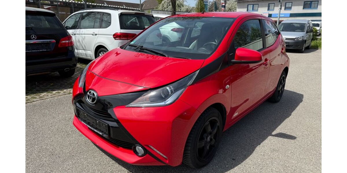 Toyota Aygo (X) 130.350 km 5.490 &euro; Vilsbiburg 84137