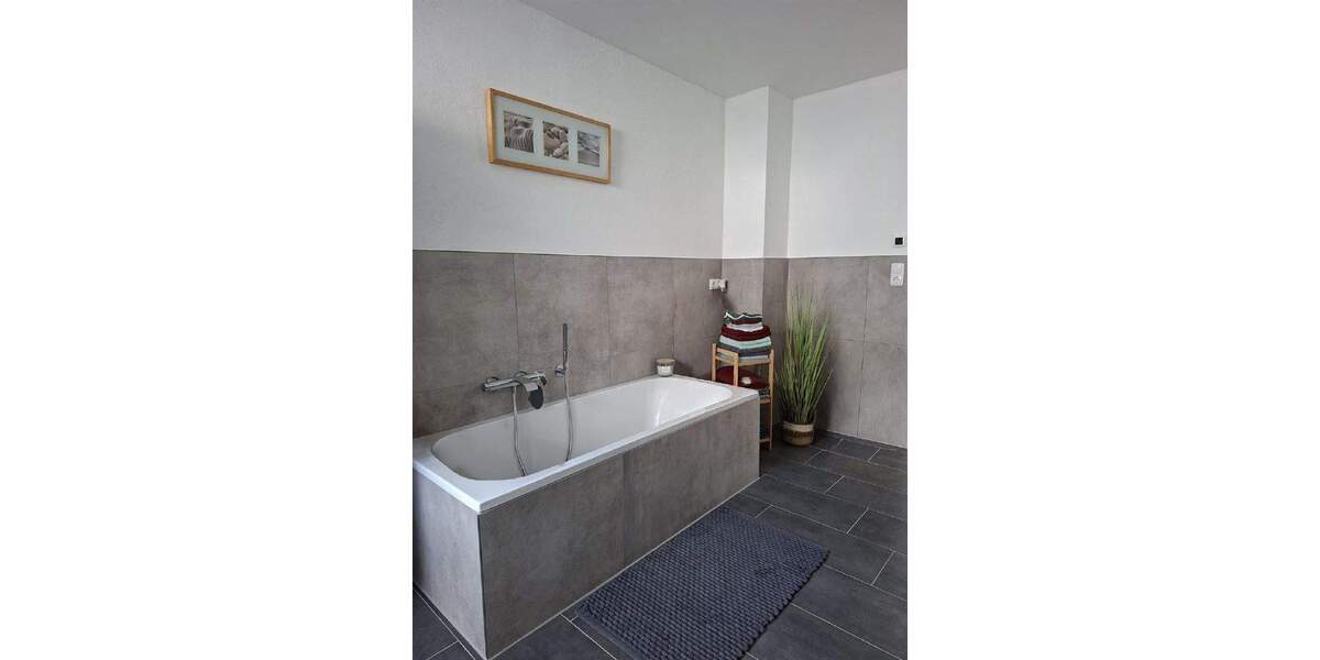 Einfamilienhaus Aham-Loizenkirchen Loizenkirchen - 9 Zimmer, 213 m&sup2;, 435.000&euro; | Angebot:25770490