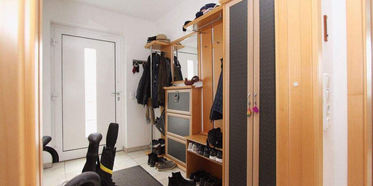 Doppelhaushälfte Landshut West - 5 Zimmer, 169 m&sup2;, 1.690&euro; | Angebot:25837549