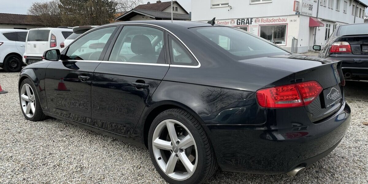 Audi A4 3.0 TDi Quattro Kamera B&O ACC Standheizung 328.000 km 7.500 &euro; Altdorf 84032