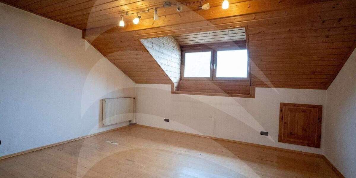 Mehrfamilienhaus, Wohnhaus Mallersdorf-Pfaffenberg Pfaffenberg - 1 Zimmer, 260 m&sup2;, 649.000&euro; | Angebot:25877456