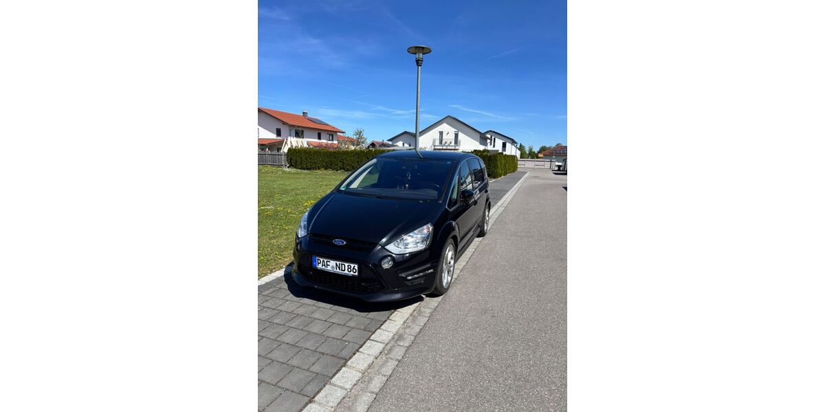 Ford S-Max 215.000 km 10.800 &euro; Loiching 84180