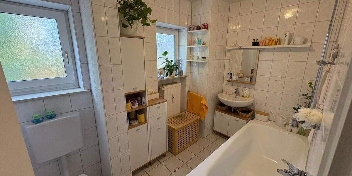 Mehrfamilienhaus, Wohnhaus Landshut West - 8 Zimmer, 499.000&euro; | Angebot:25773656