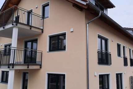 Wohnung Weng Hinzlbach - 3 Zimmer, 97 m&sup2;, 980&euro; | Angebot:26460627