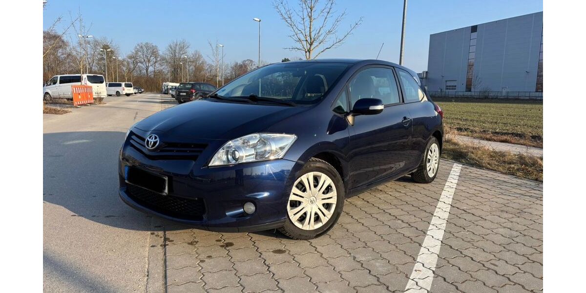 Toyota Auris 123.600 km 5.300 &euro; Moosburg 85368