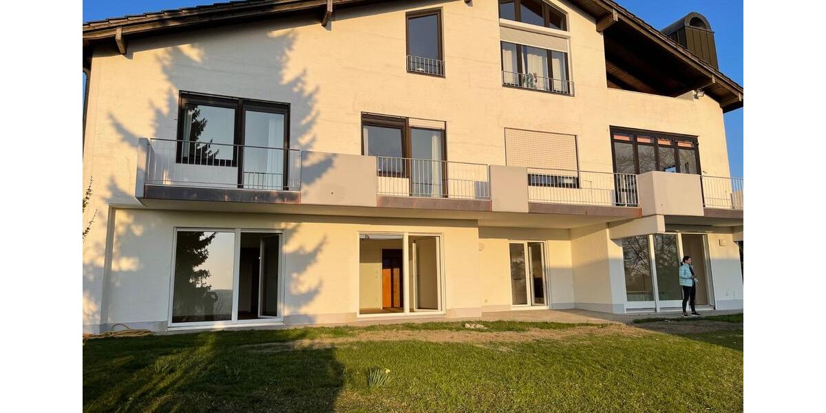 Etagenwohnung Kumhausen - 4 Zimmer, 118 m&sup2;, 1.370&euro; | Angebot:26614904