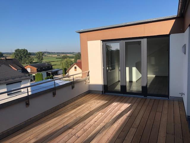 Dachgeschoßwohnung Taufkirchen (Vils) - 4 Zimmer, 140 m&sup2;, 1.540&euro; | Angebot:27609513