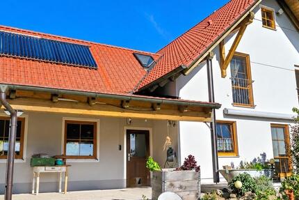Haus Herrngiersdorf - 7 Zimmer, 200 m&sup2;, 1.550&euro; | Angebot:27617156