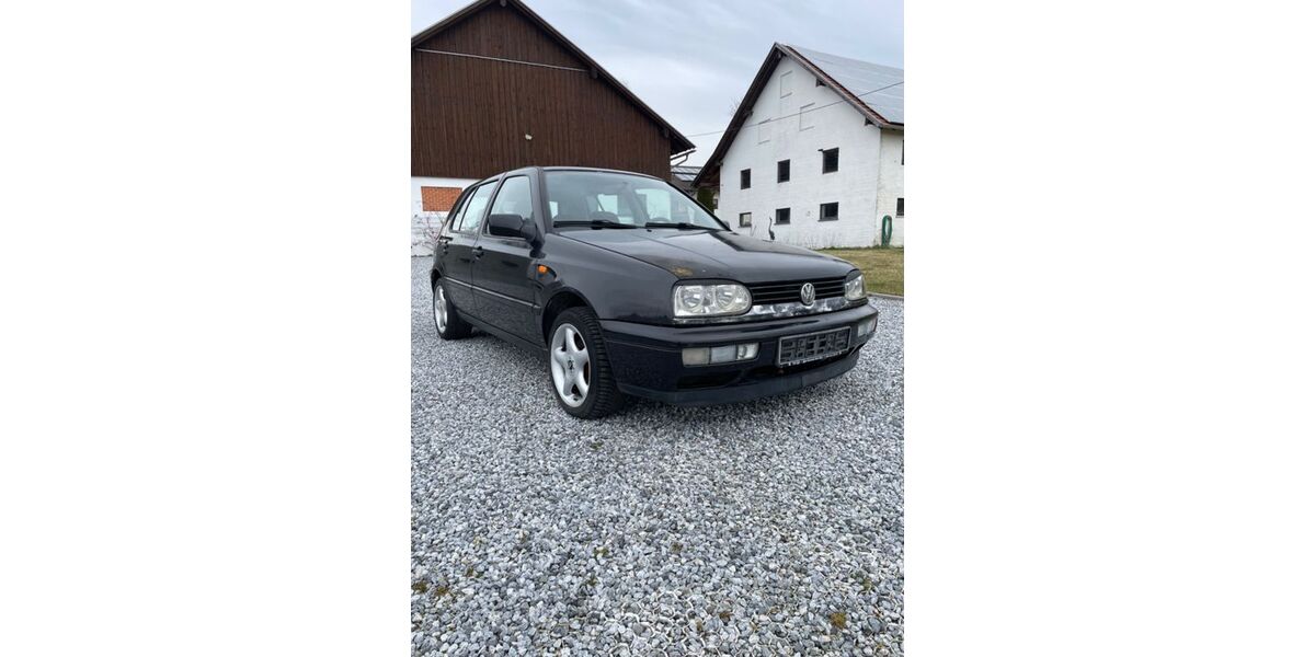 VW Golf 210.455 km 1.299 &euro; Baierbach /Landshut 84171