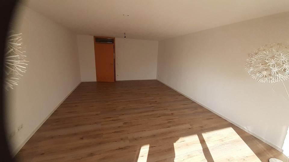 Etagenwohnung Dingolfing - 2 Zimmer, 71 m&sup2;, 850&euro; | Angebot:27605159