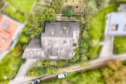 Haus Bruckberg - 8 Zimmer, 250 m&sup2;, 850.000&euro; | Angebot:25800218