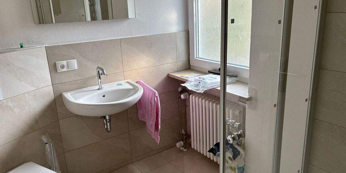 Doppelhaushälfte Landshut Achdorf - 5 Zimmer, 165 m&sup2;, 1.950&euro; | Angebot:25778846