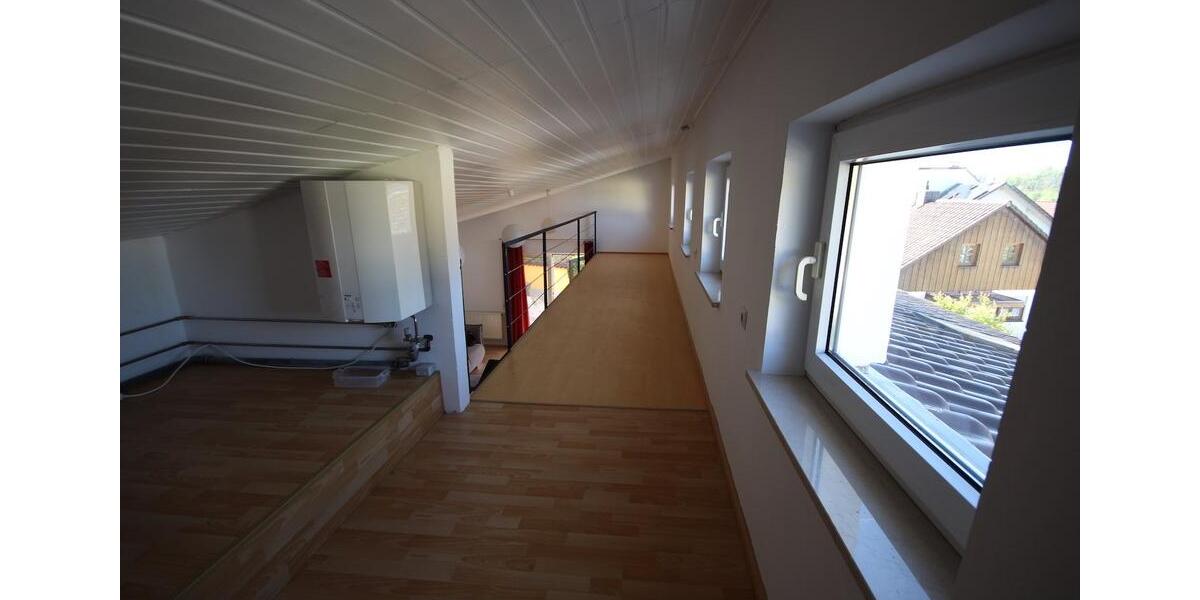 Etagenwohnung Kumhausen - 3.5 Zimmer, 90 m&sup2;, 990&euro; | Angebot:26533462