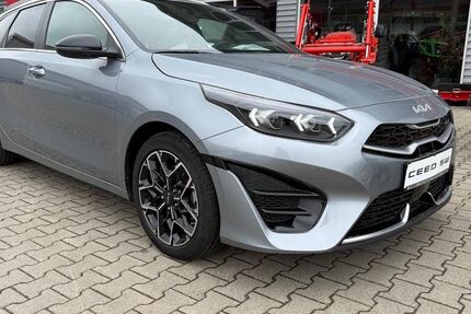 Kia ceed Sportswagon 17.583 km 22.900 &euro; Bruckberg 84079