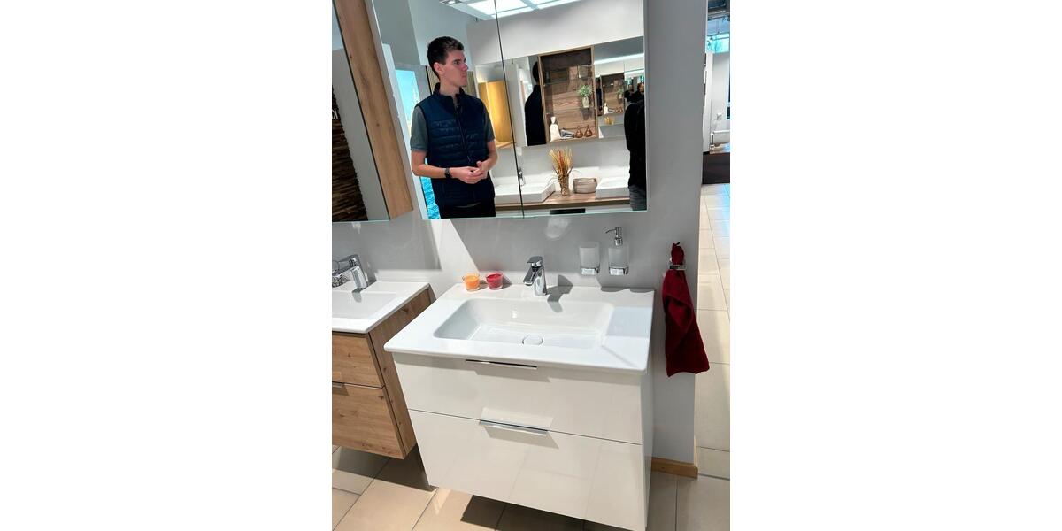 Etagenwohnung Buch am Erlbach - 4.5 Zimmer, 108 m&sup2;, 1.290&euro; | Angebot:25178650