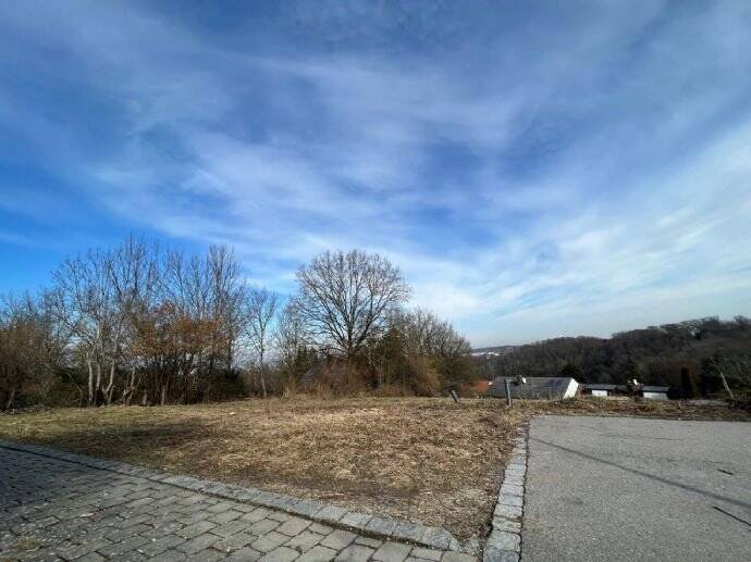 Grundstück Landshut Berg - 1.095.000&euro; | Angebot:25731045