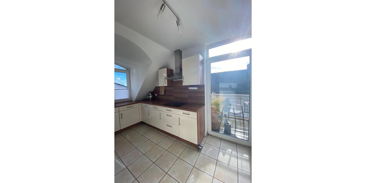 Dachgeschoßwohnung Altdorf - 3 Zimmer, 99 m&sup2;, 1.335&euro; | Angebot:25945362