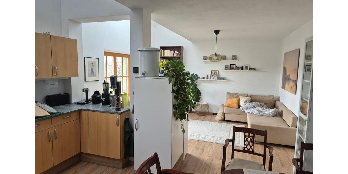 Etagenwohnung Mengkofen - 4.5 Zimmer, 93 m&sup2;, 650&euro; | Angebot:25839226