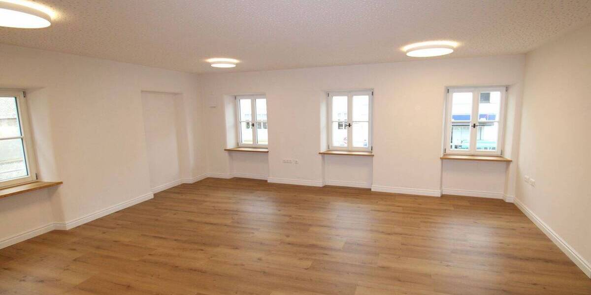 Etagenwohnung Velden Velden-Viehweide - 3 Zimmer, 95 m&sup2;, 1.090&euro; | Angebot:25680152