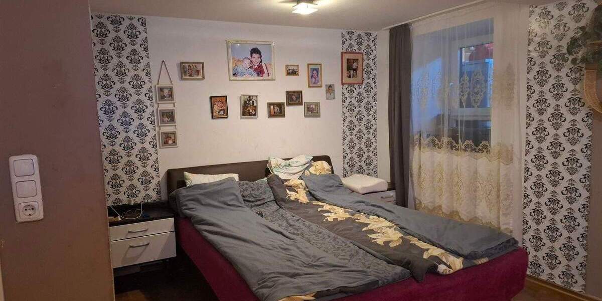 Mehrfamilienhaus, Wohnhaus Geisenhausen - 9 Zimmer, 190 m&sup2;, 349.000&euro; | Angebot:25878605