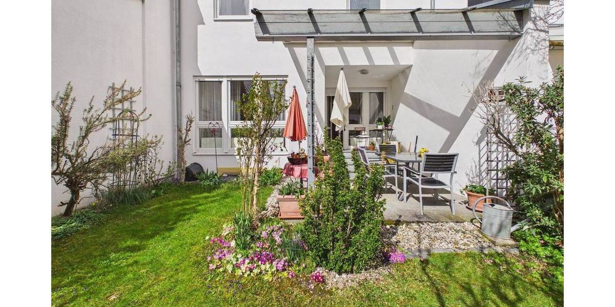Reihenmittelhaus Landshut West - 5 Zimmer, 155 m&sup2;, 695.000&euro; | Angebot:26017423